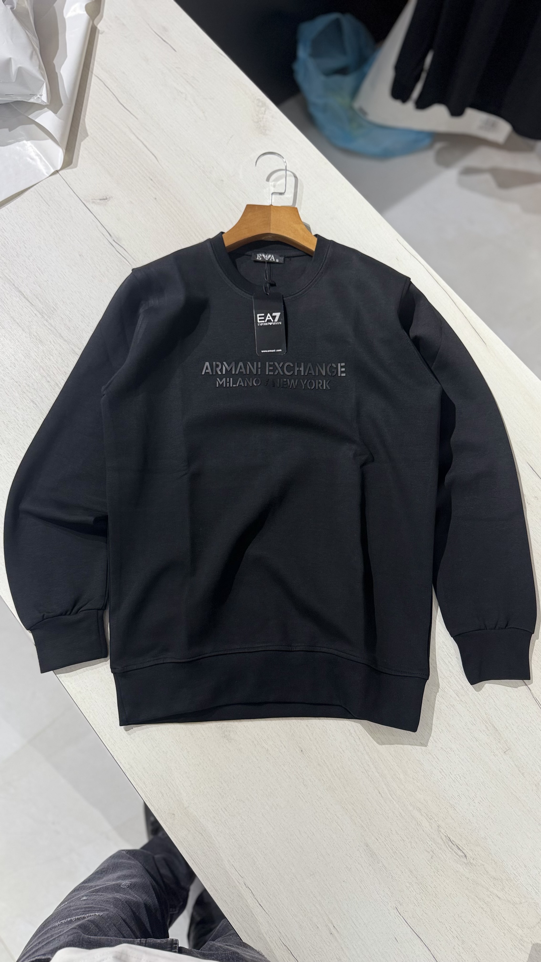 ARMANI EXCHANGE XHAMPER BLACK