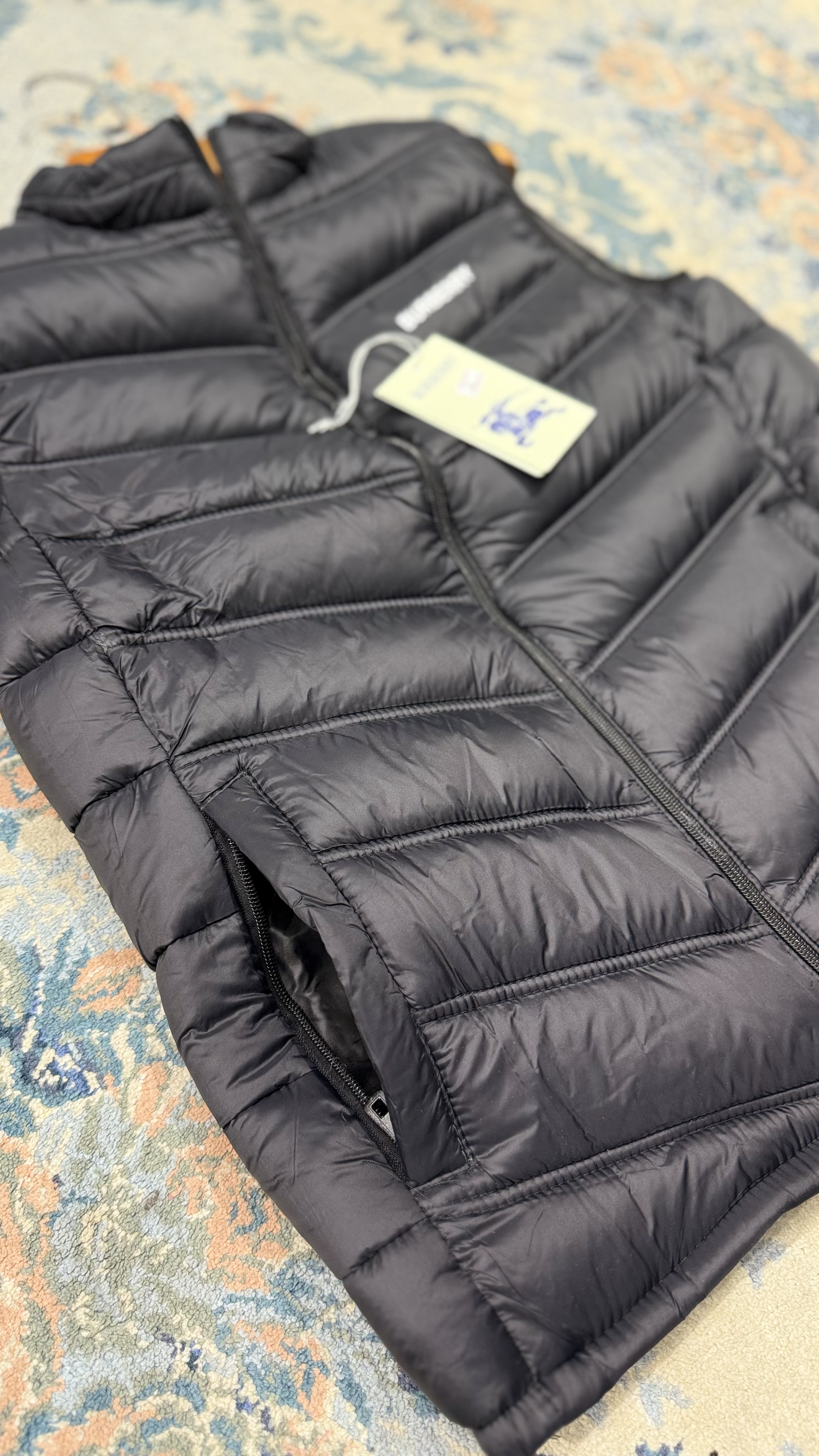 Burbery Vest 15