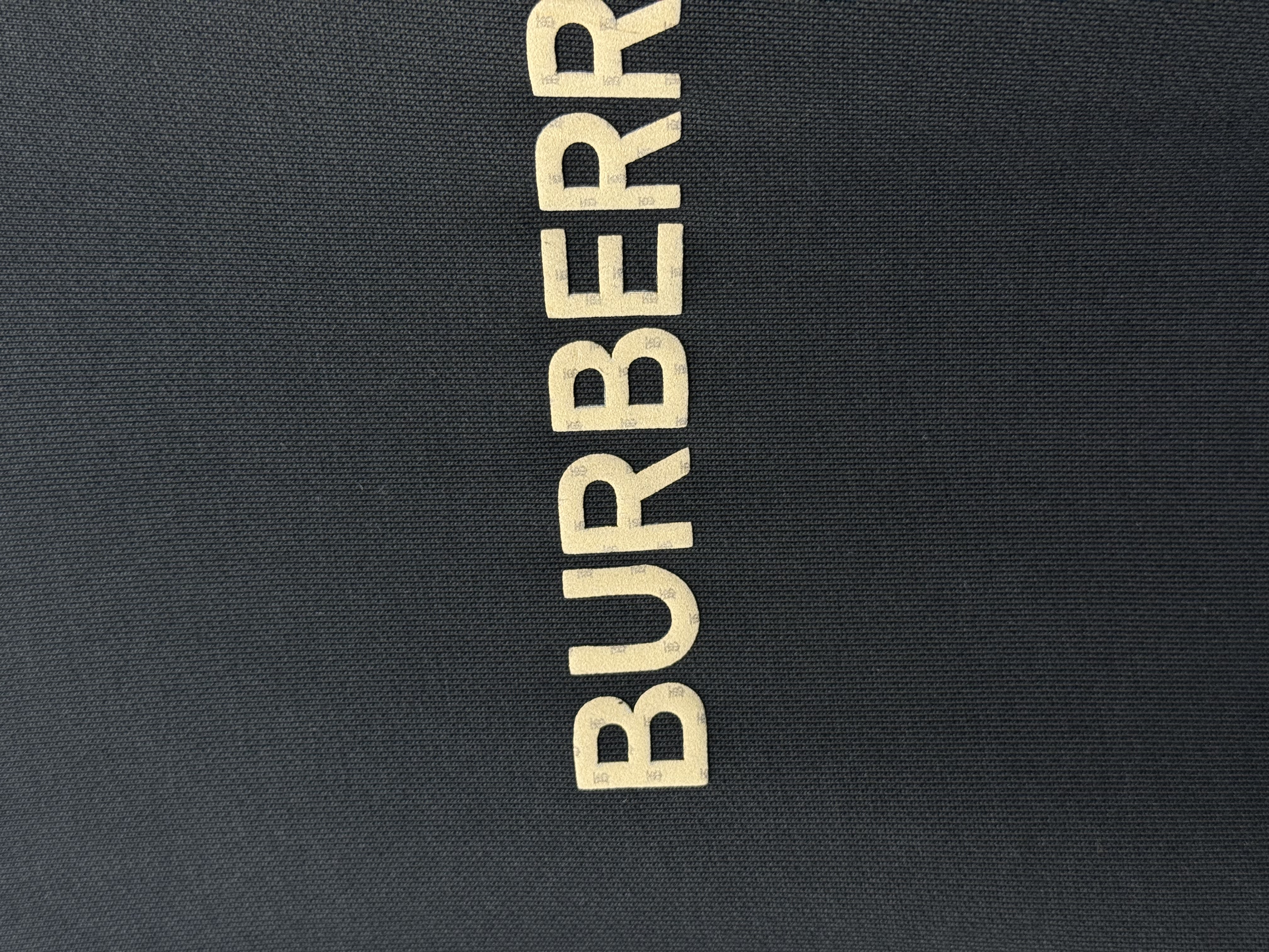 BLUZË BURBERRY- E ZEZË