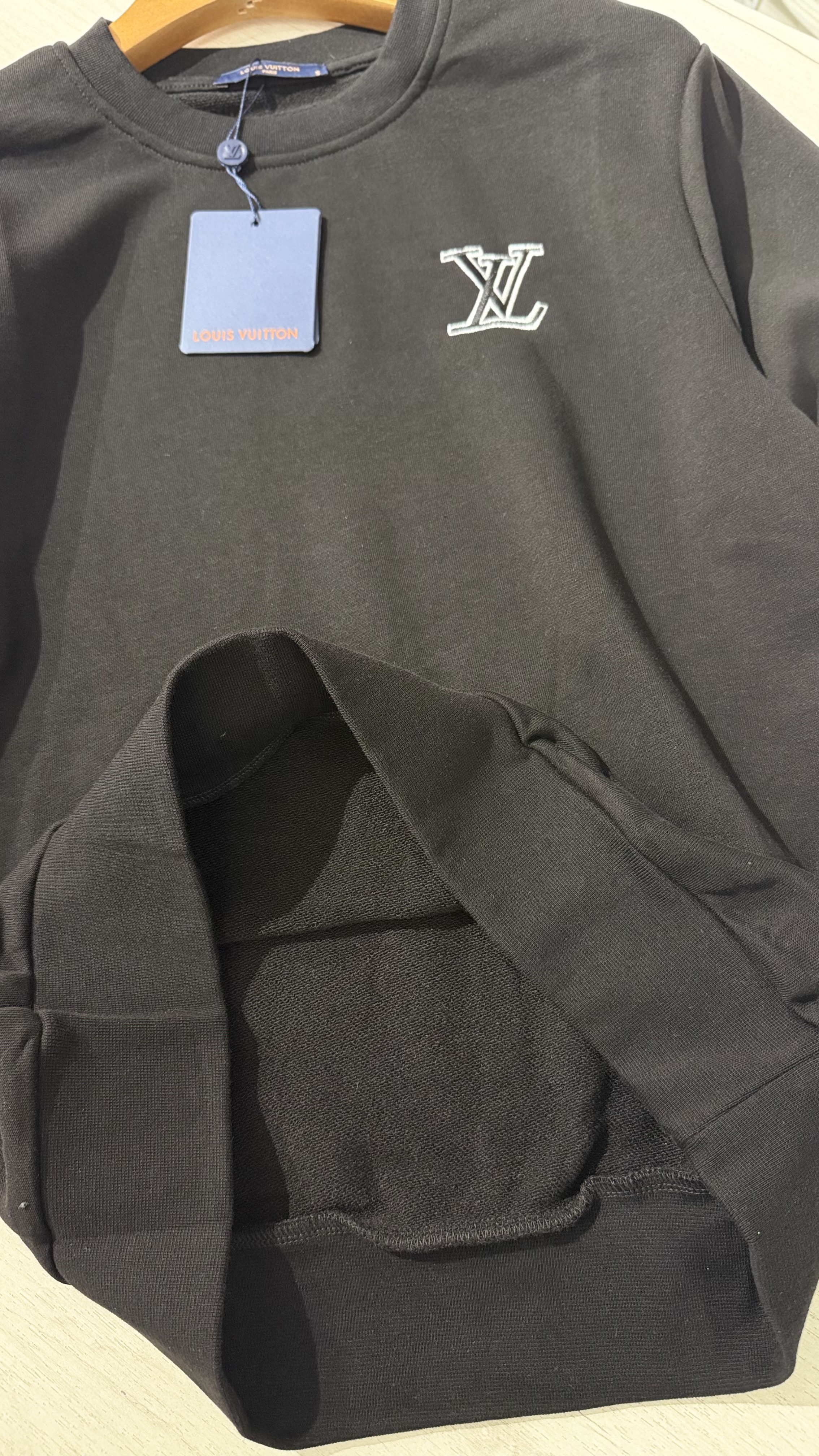 BLUZË LOUIS VUITTON - E ZEZË