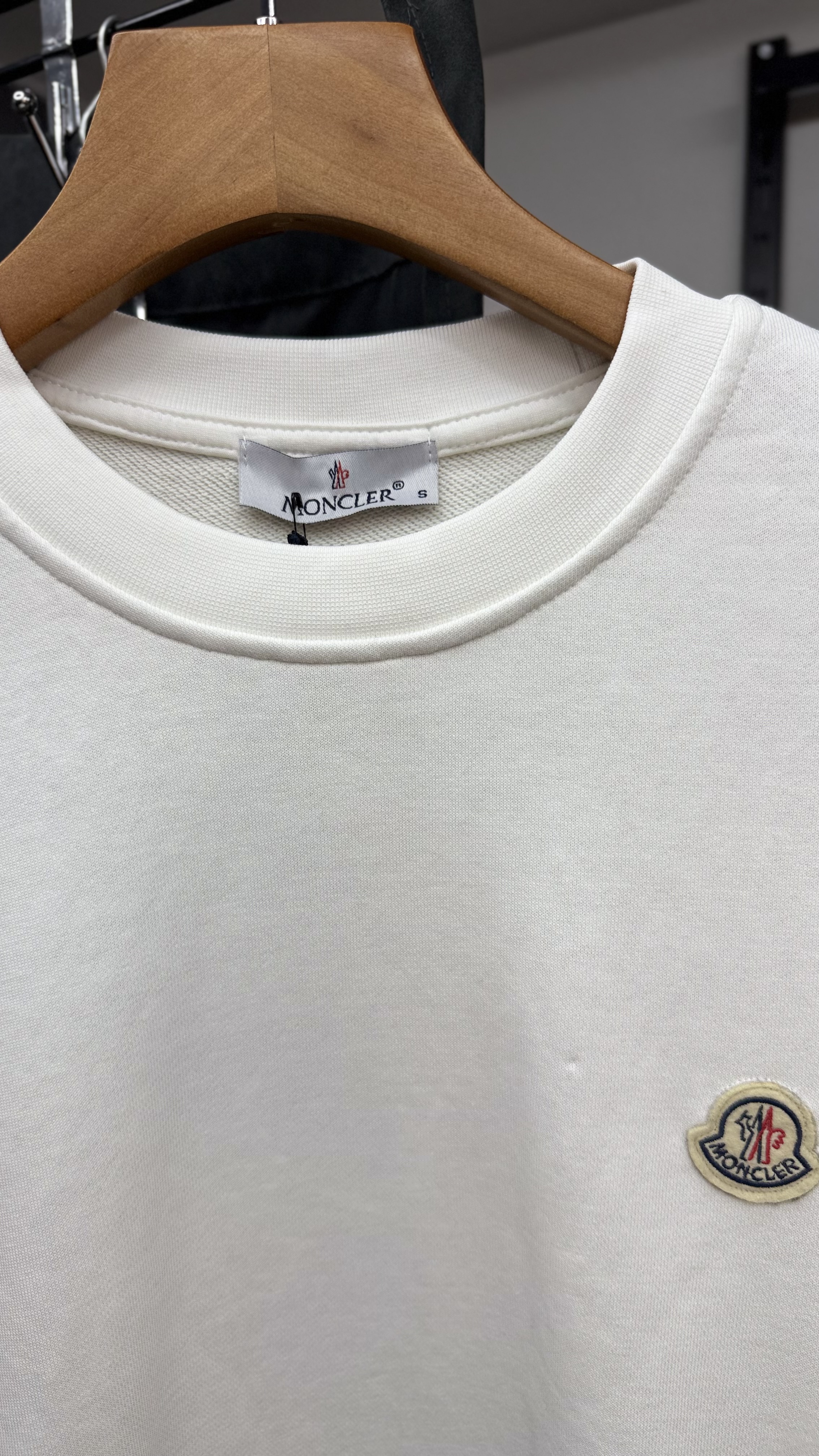 MONCLER SWEATER Bardhë