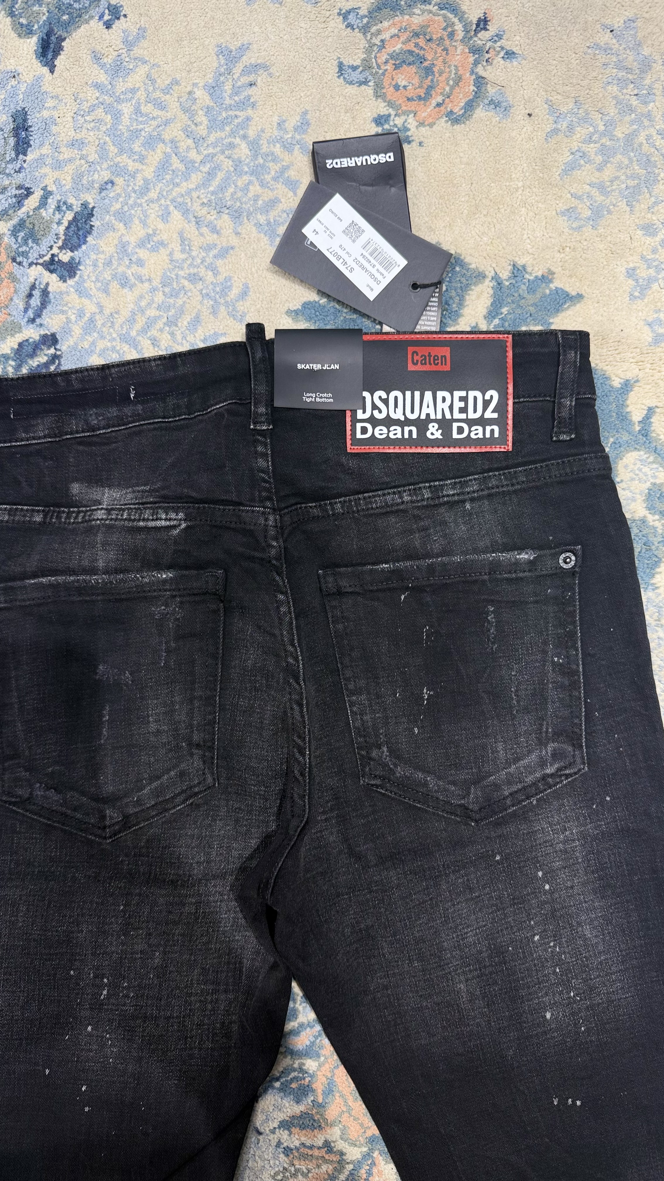 Dsquared2-Longcrotch-Jeans