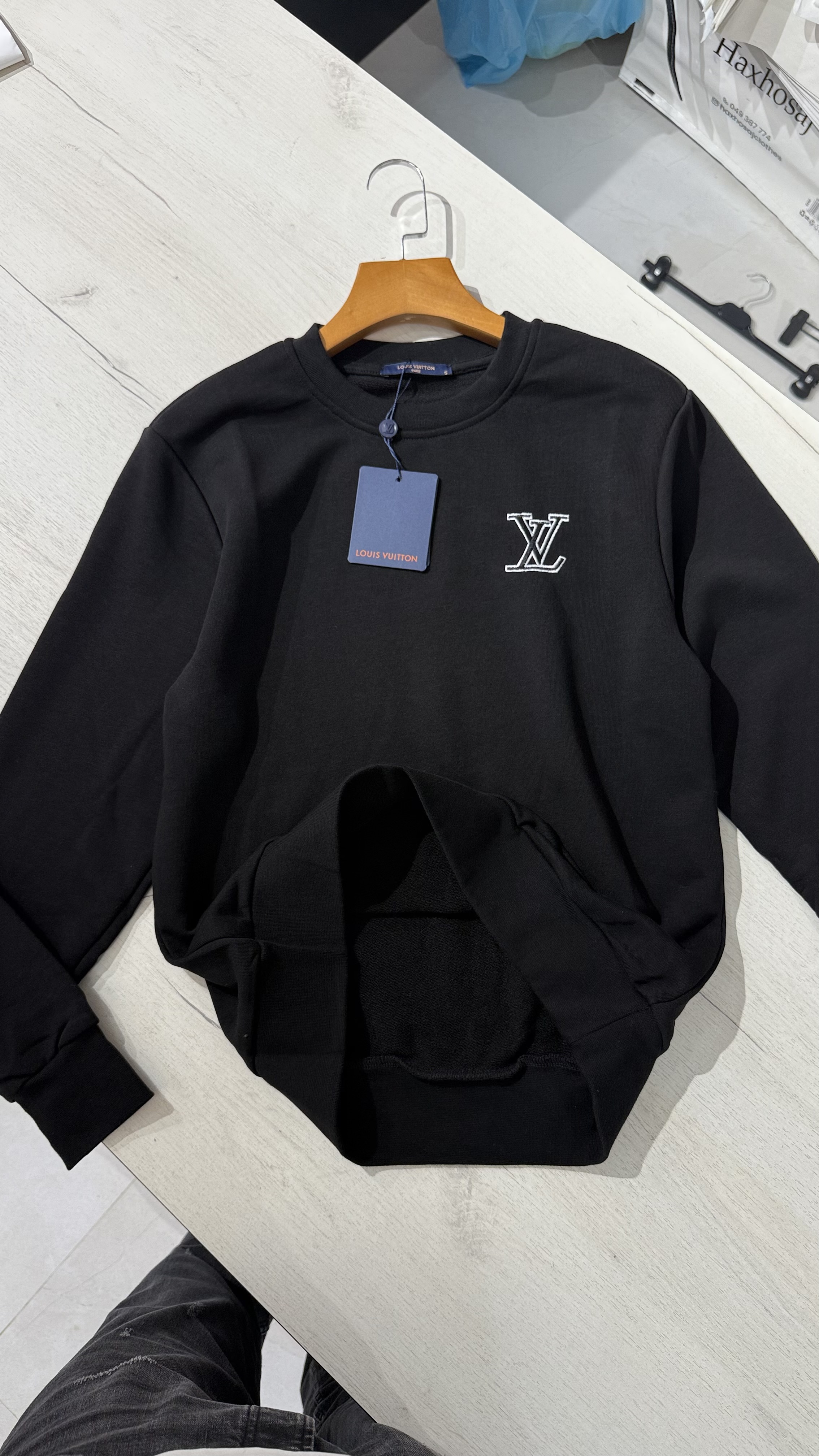 BLUZË LOUIS VUITTON - E ZEZË