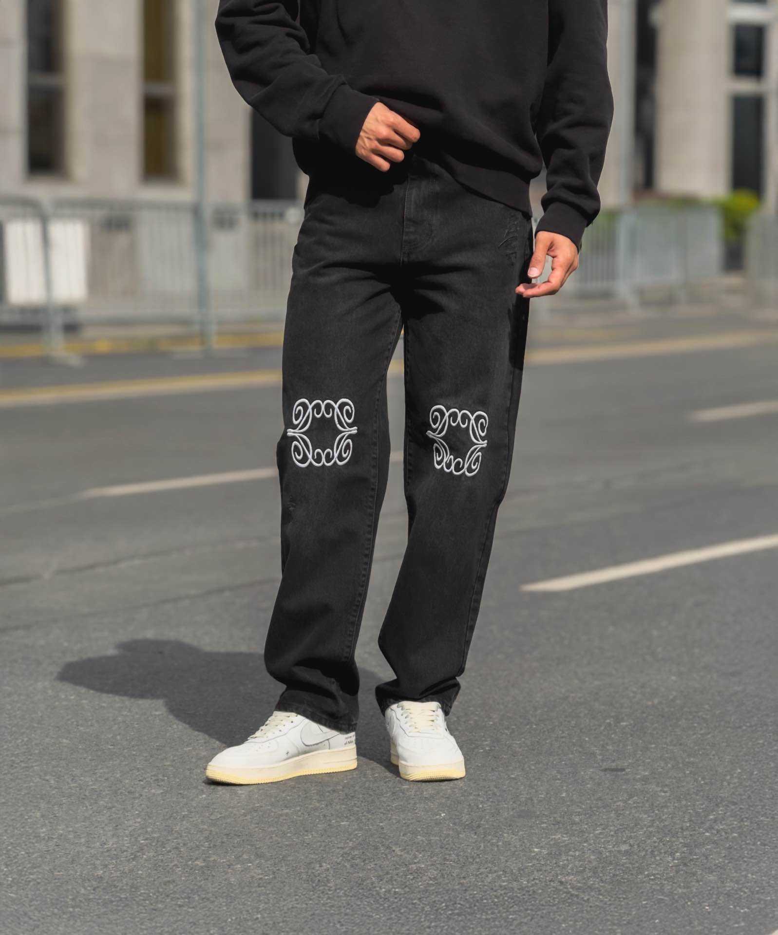 Twin Crest Black baggy-Denim house